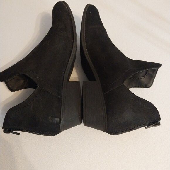 Falls Creek  Booties Sz 9 Black Cut Out Zippered Back Faux Suede Western Cowgirl - Picture 5 of 12